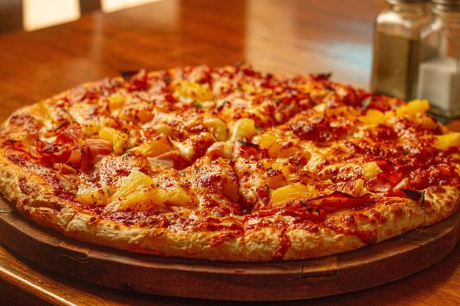 Classic Hawaiian Pizza