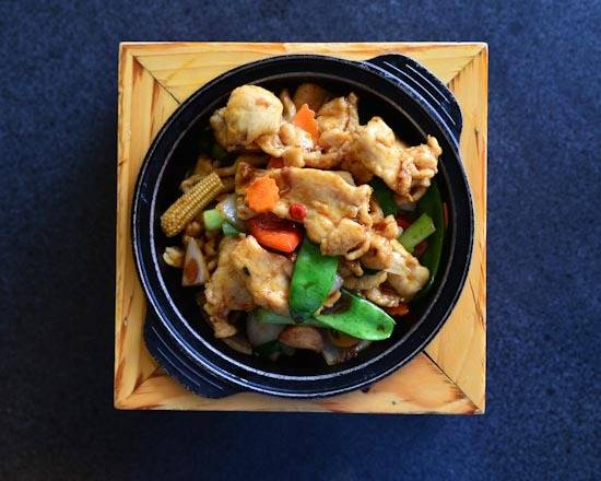 Fragrant Three Cup Chicken Hot Pot