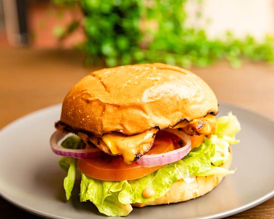 Classic Cheeseburger