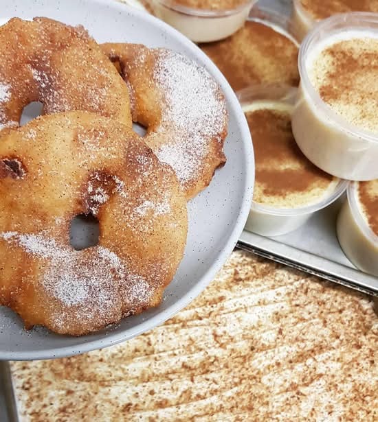 Pineapple fritters