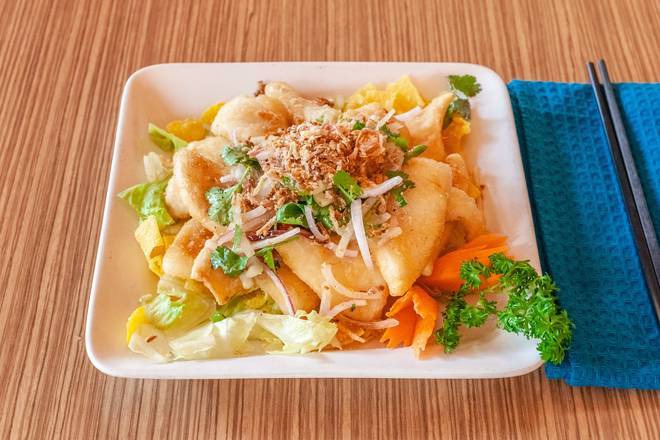 Fried Squid Arms with Spicy Salted and Pepper Râu mực muối