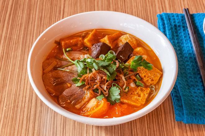 Rice Vermicelli with Tomato Soup and Shrimp Paste Bún Riêu