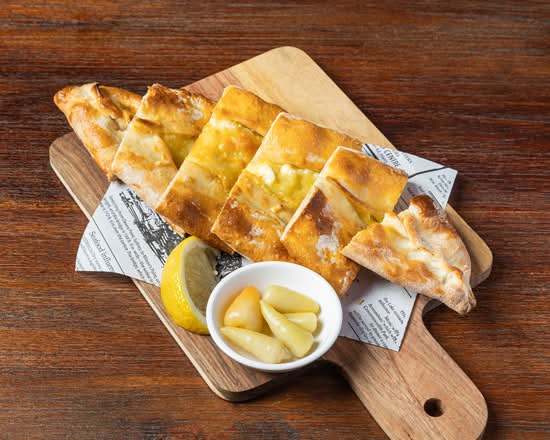 Peynirli Pide