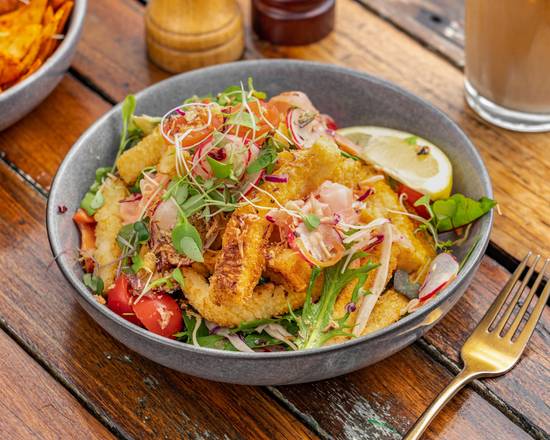 Szechuan Fried Calamari Salad