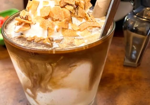 Coconut Coffee - Cà Phê Cốt Dừa