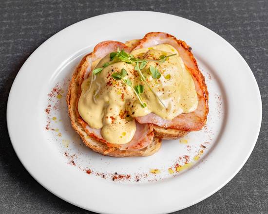 Eggs Benedict