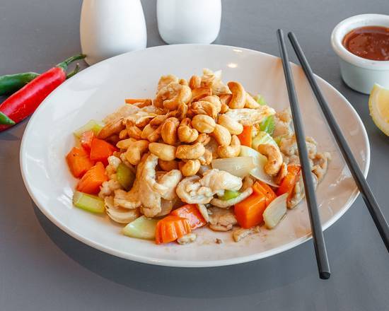 Chicken with Cashew Nut