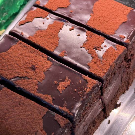 Chocolate mud cake slice