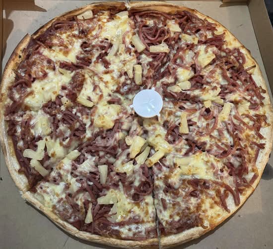 Hawaiian Pizza