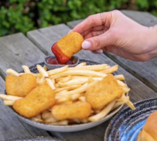 Kids' Chicken Nuggets and Chips
