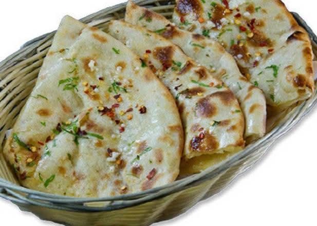 Naan Chilli & Cheese