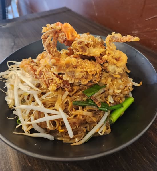 Pad Thai Soft Shell Crab