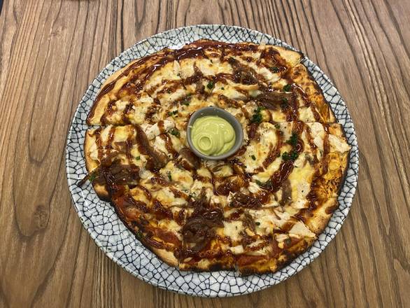 BBQ CHICKEN PIZZA