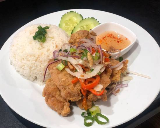 Salt & Pepper Chicken Spare Ribs On Rice(COM SUON GA)