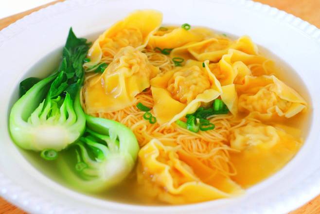 Egg Noodle Soup with Wonton(MI HOANH THANH)