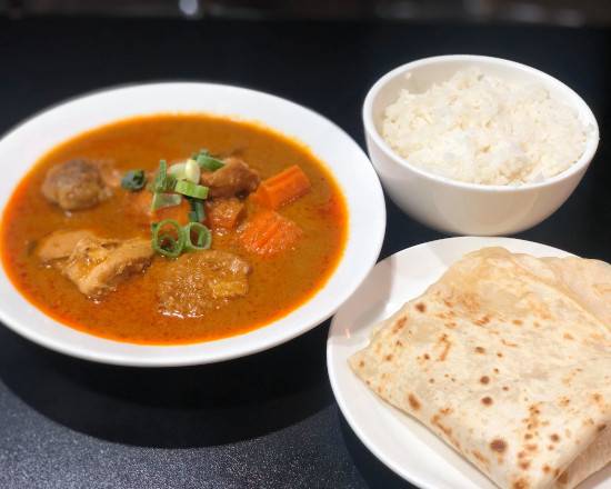 Roti Canai with Curry Chicken( GA CARI)