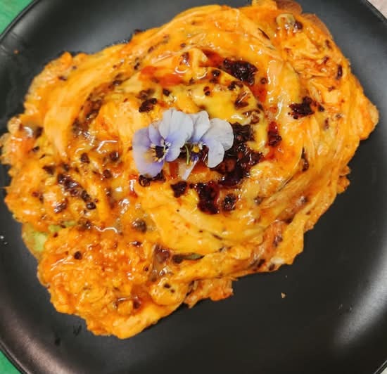 Chilli Scrambled Eggs