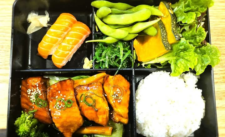 Teriyaki Salmon Bento