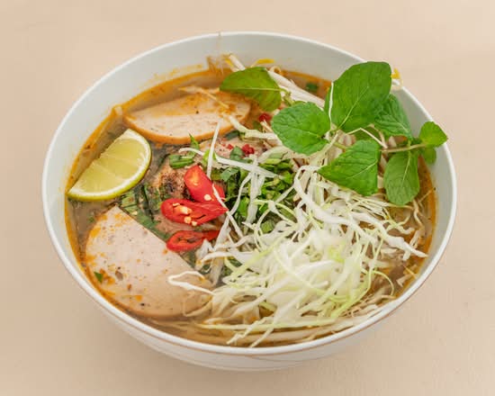 Spicy Noodle Soup (Bún Bò Hué)