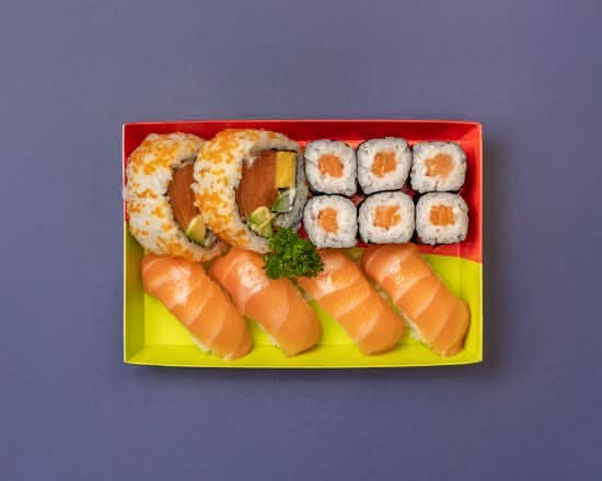 Salmon Deluxe Box  (M)