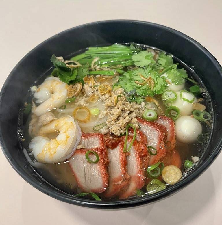 Hu Tieu (Pork & Prawn Clear Noodle Soup)