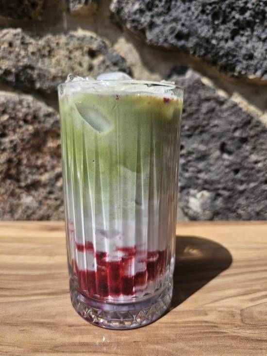 Iced berry matcha