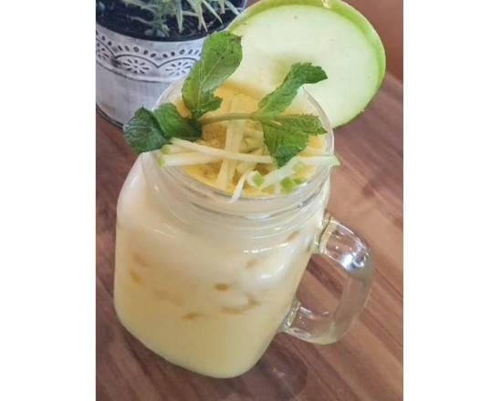 FRESHLY SQUEEZED APPLE JUICE