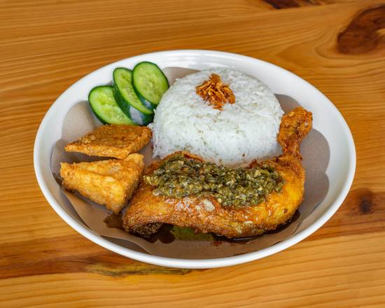 Paket Nasi Ayam Penyet Cabe Ijo
