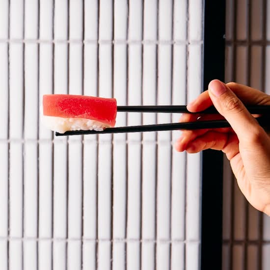 Tuna Nigiri Box 6pc  (GF)