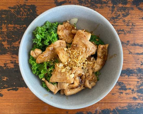 Garlic and Pepper Sauce (Pad-Kra-Tiem-Prik-Thai)