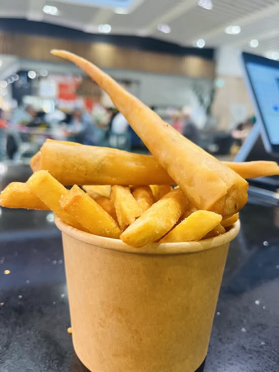 Prawn Cones + Chips (Snack Box)