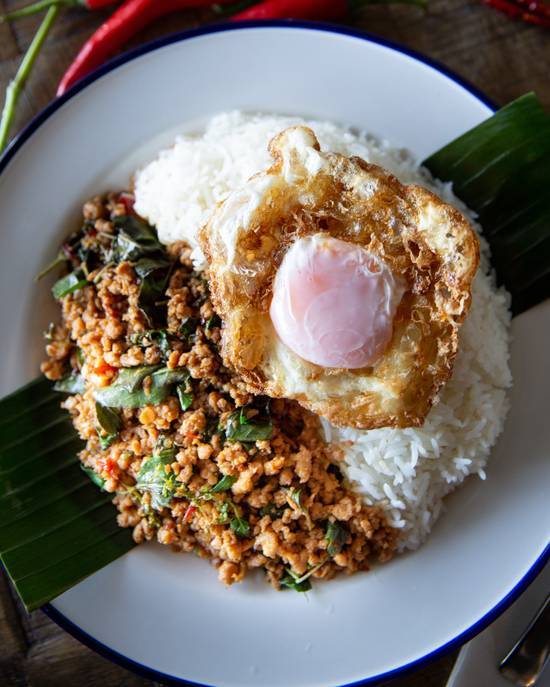 Chicken Chilli and Basil with White Rice