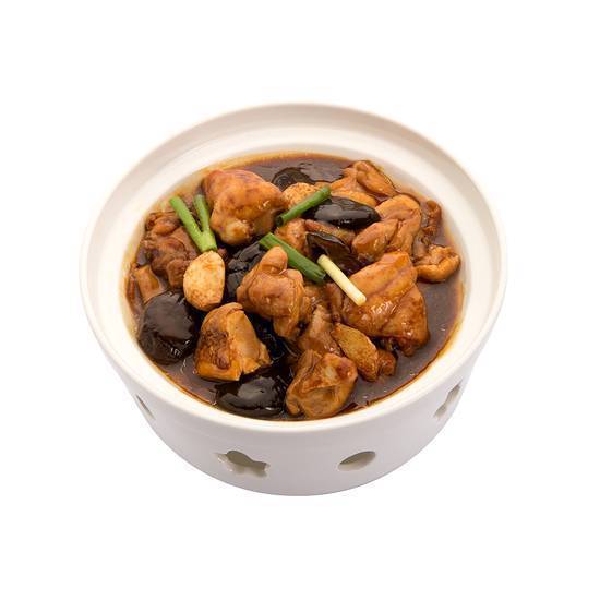 Braised Chicken and Shiitake Mushroom Hot Pot