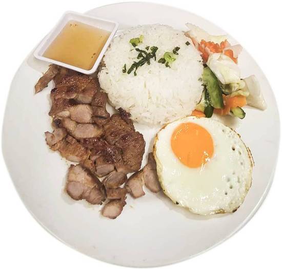 PORK CHOP WITH FRIED EGG AND STEAMED RICE