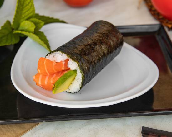 Fresh Salmon Maki Roll (A)