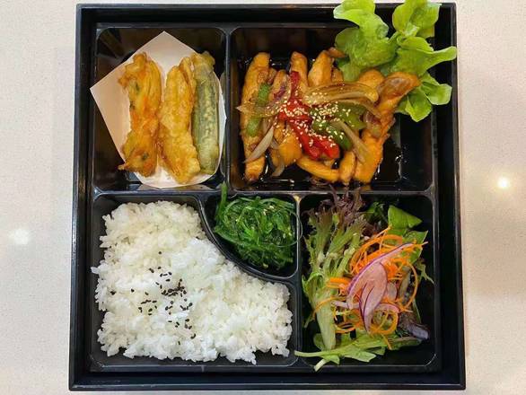 Teriyaki Salmon Bento Box
