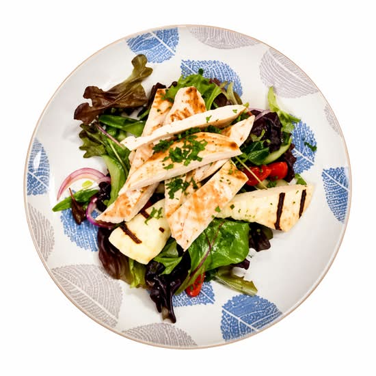 Halloumi Grilled Chicken Salad (GF)