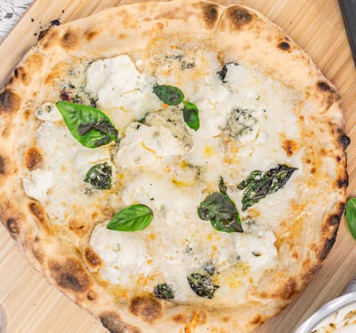 PIZZA CHEESE GARLIC PRAWN