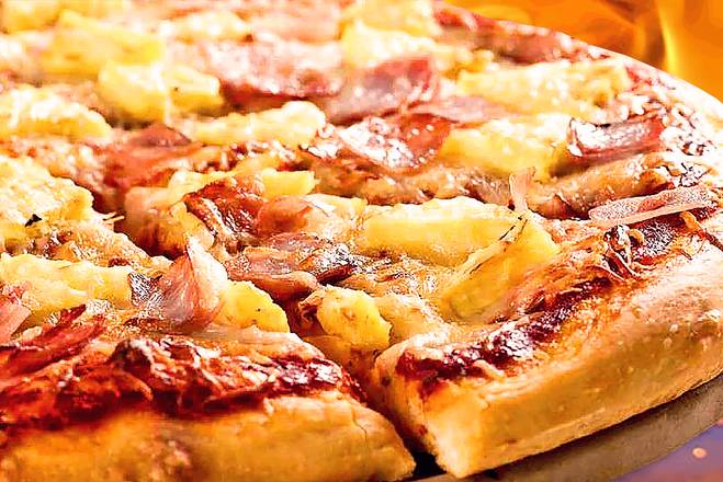Hawaiian Pizza