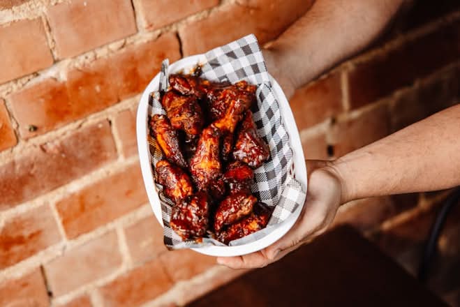 Memphis BBQ Wings (10 piece)