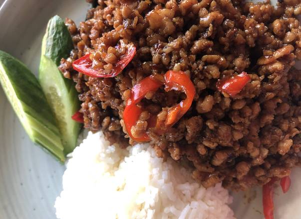 Spicy Chicken Mince Chilli Basil