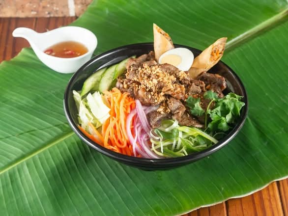 Dr. Q's Kitchen Grilled Pork Noodles