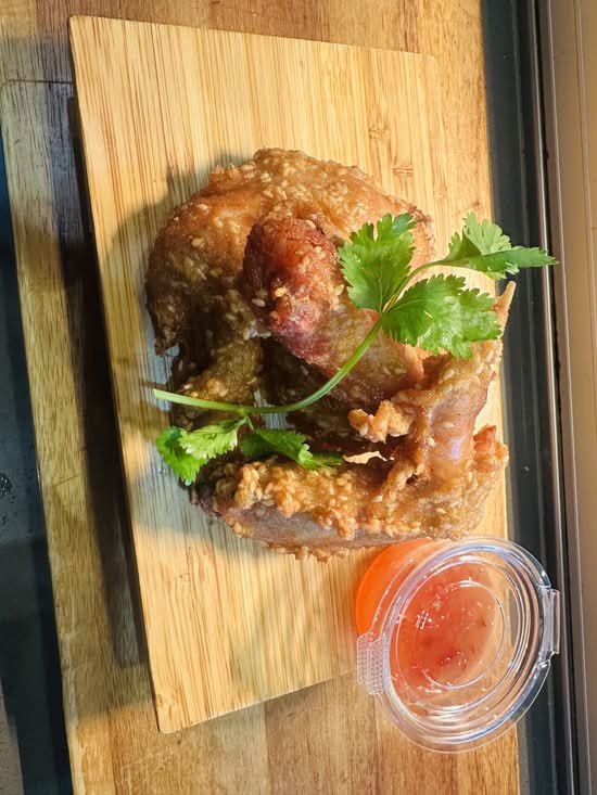 3 Chicken Wings