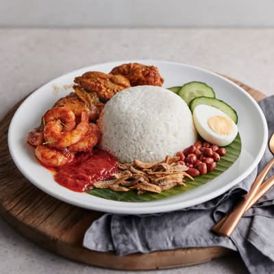 R05 Pappa Nasi Lemak wCurryChicken&SambalPrawns(I)