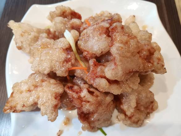 Golden Crispy Sweet & Sour pork