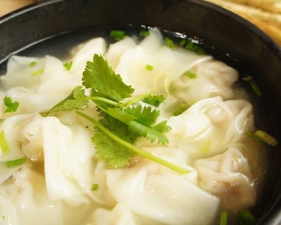 Small Fresh Pork Mince Wonton Soup