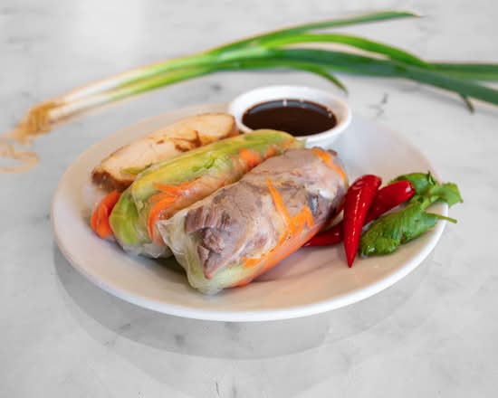 Barbecue Chicken Rice Paper Roll