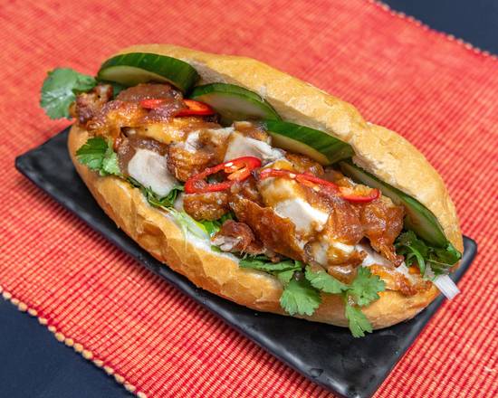 Crispy chicken Bánh mi