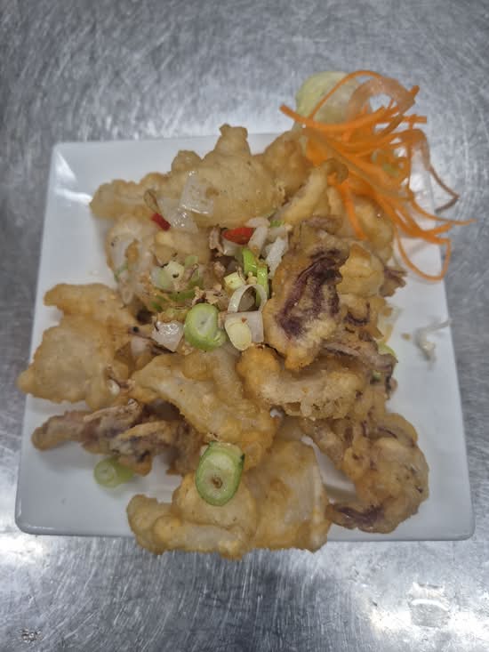 Deep Fried Spicy Calamari