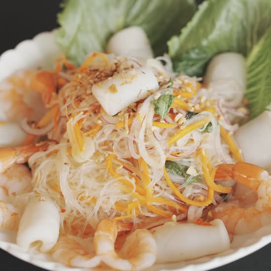 Vietnamese Seafood Salad Gỏi Đồ Biển